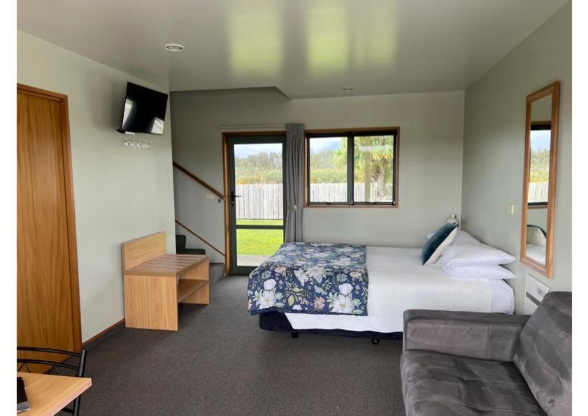 Haast Beach Motel Eksteriør billede